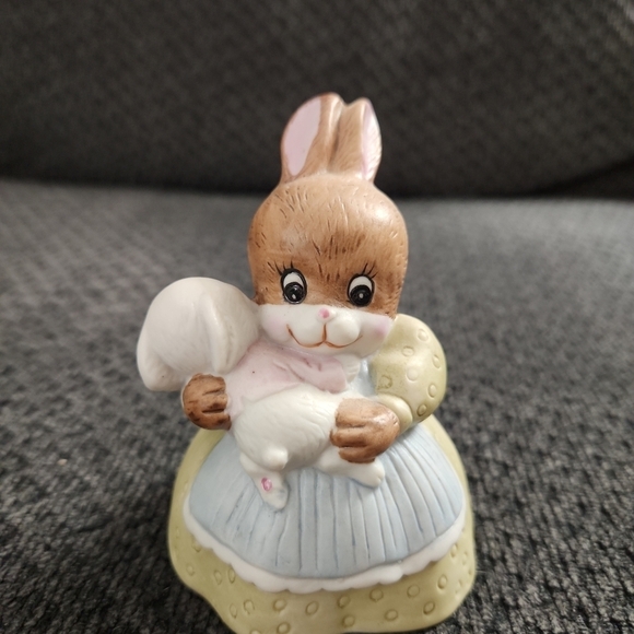Russ Berrie porcelain Mama bunny with Baby. Vtg Excellent Condition 1051 Easter - Picture 1 of 8
